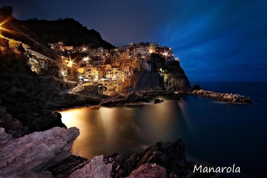 Cinque Terre Bridge Apartment ลาสเปเซีย ภายนอก รูปภาพ