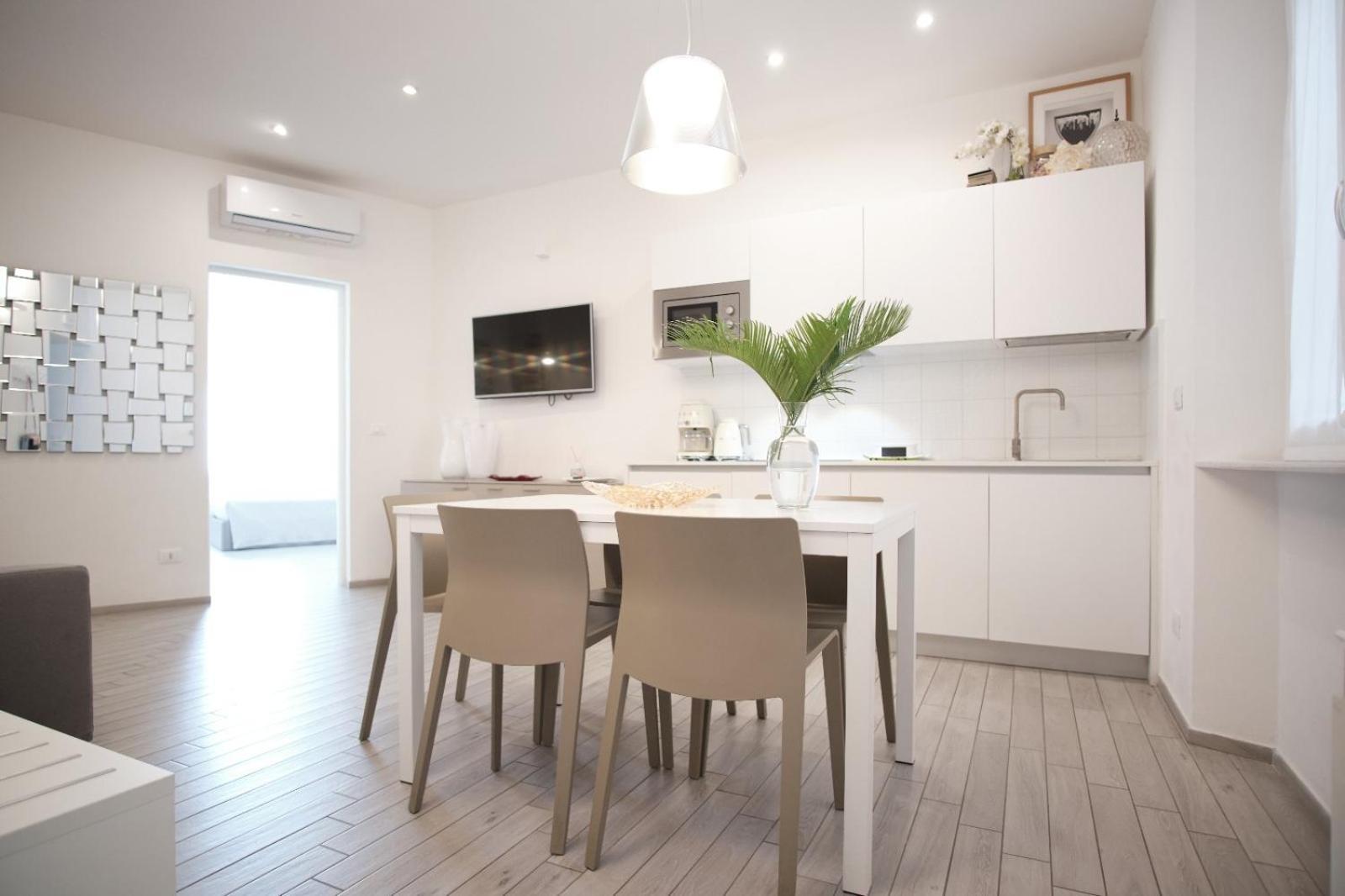 Cinque Terre Bridge Apartment ลาสเปเซีย ภายนอก รูปภาพ