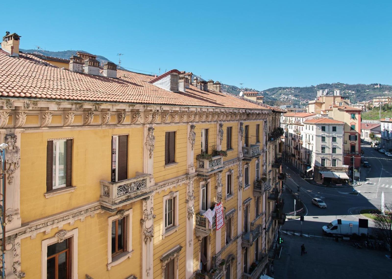 Cinque Terre Bridge Apartment ลาสเปเซีย ภายนอก รูปภาพ