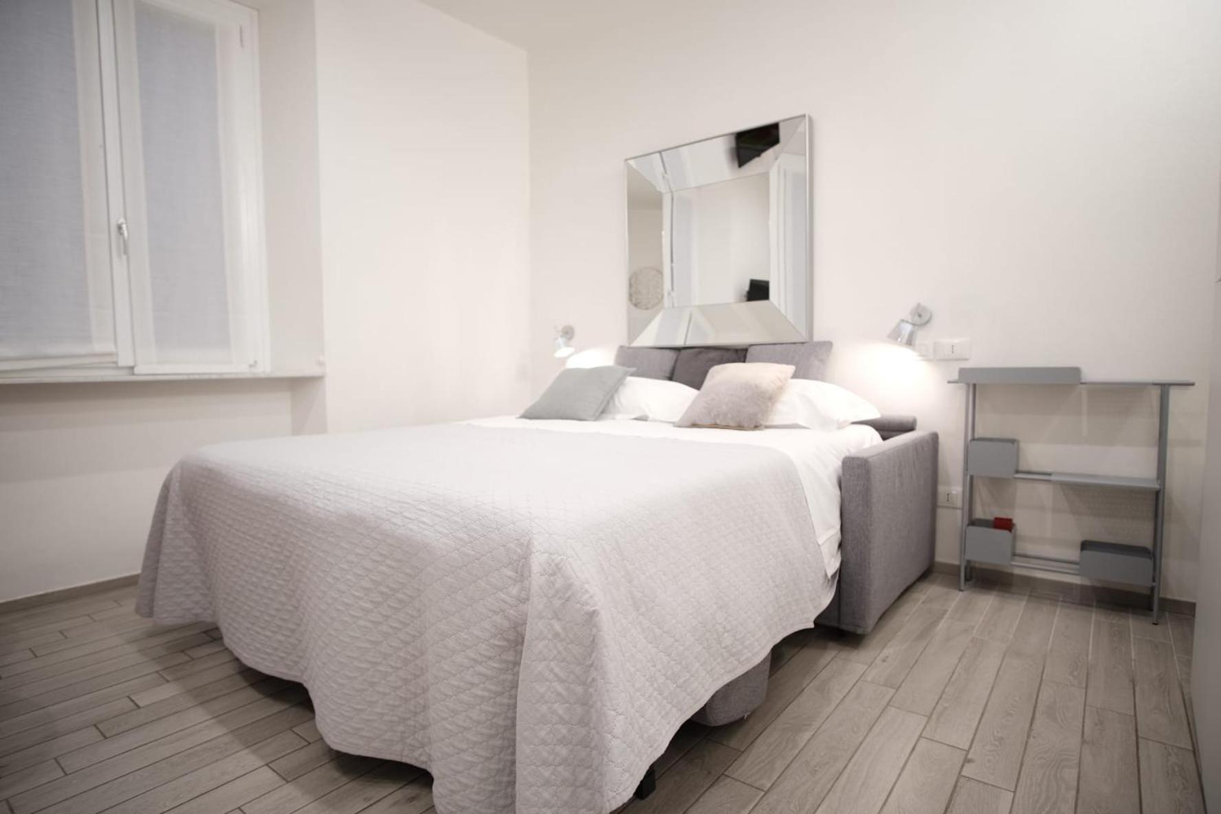 Cinque Terre Bridge Apartment ลาสเปเซีย ภายนอก รูปภาพ